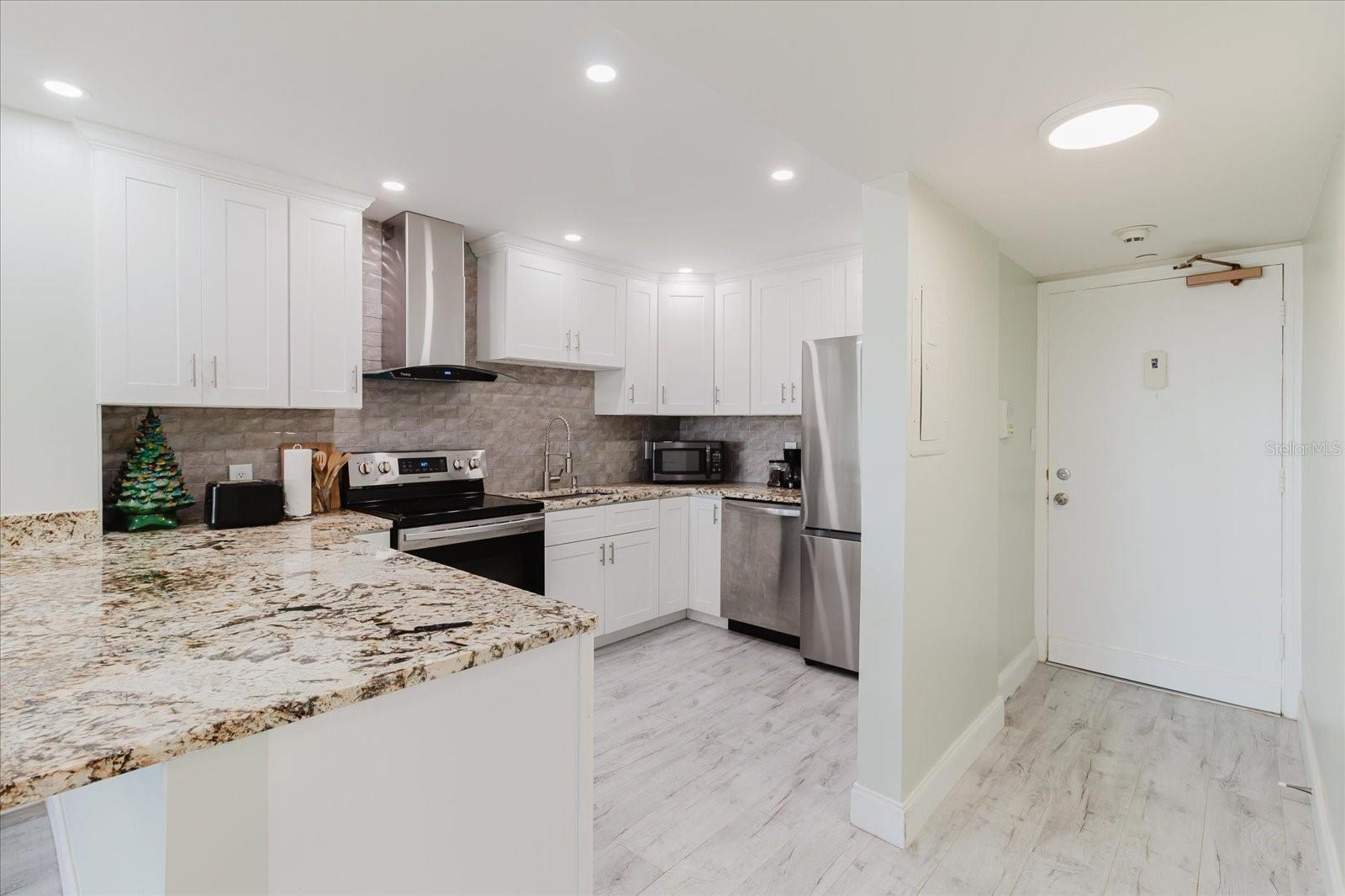 51 ISLAND WAY #801, CLEARWATER BEACH, FL, 33767