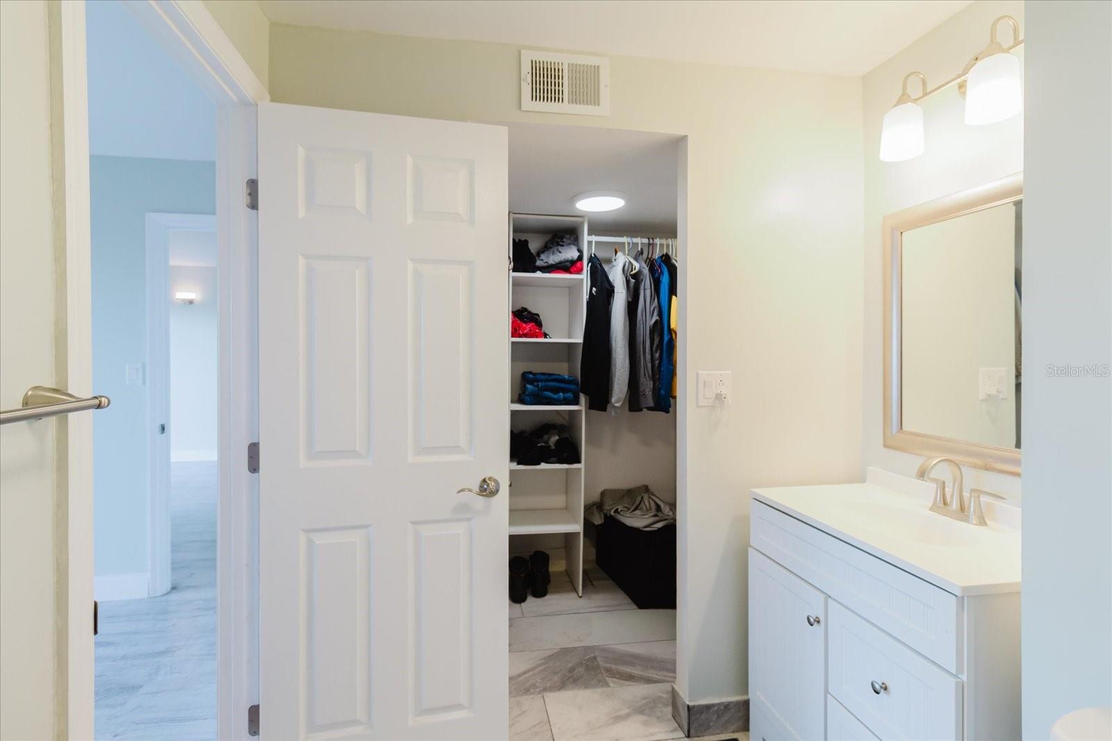 51 ISLAND WAY #801, CLEARWATER BEACH, FL, 33767