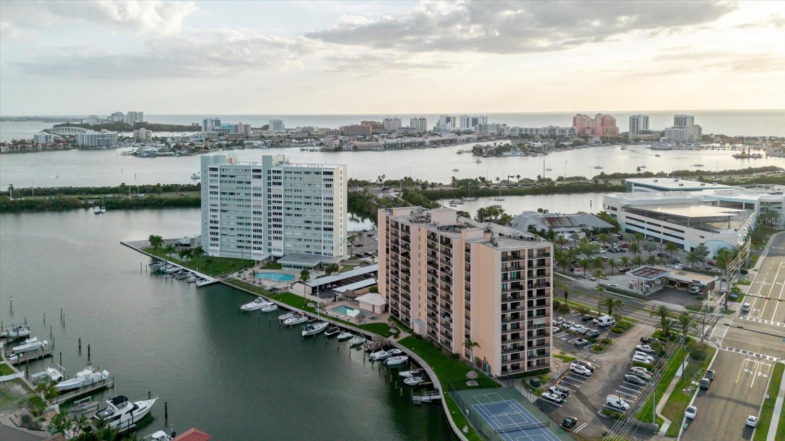 51 ISLAND WAY #801, CLEARWATER BEACH, FL, 33767