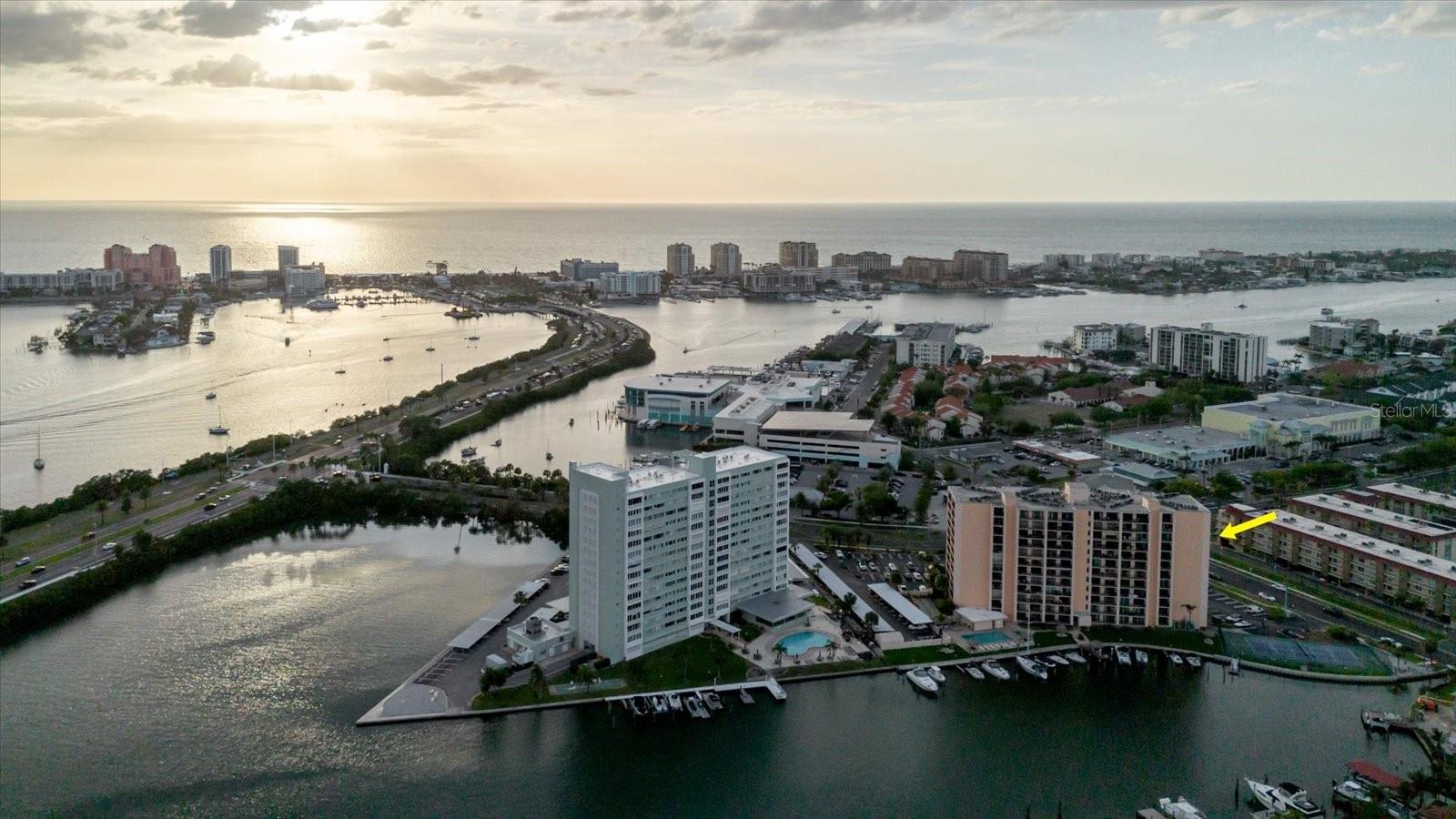 51 ISLAND WAY #801, CLEARWATER BEACH, FL, 33767