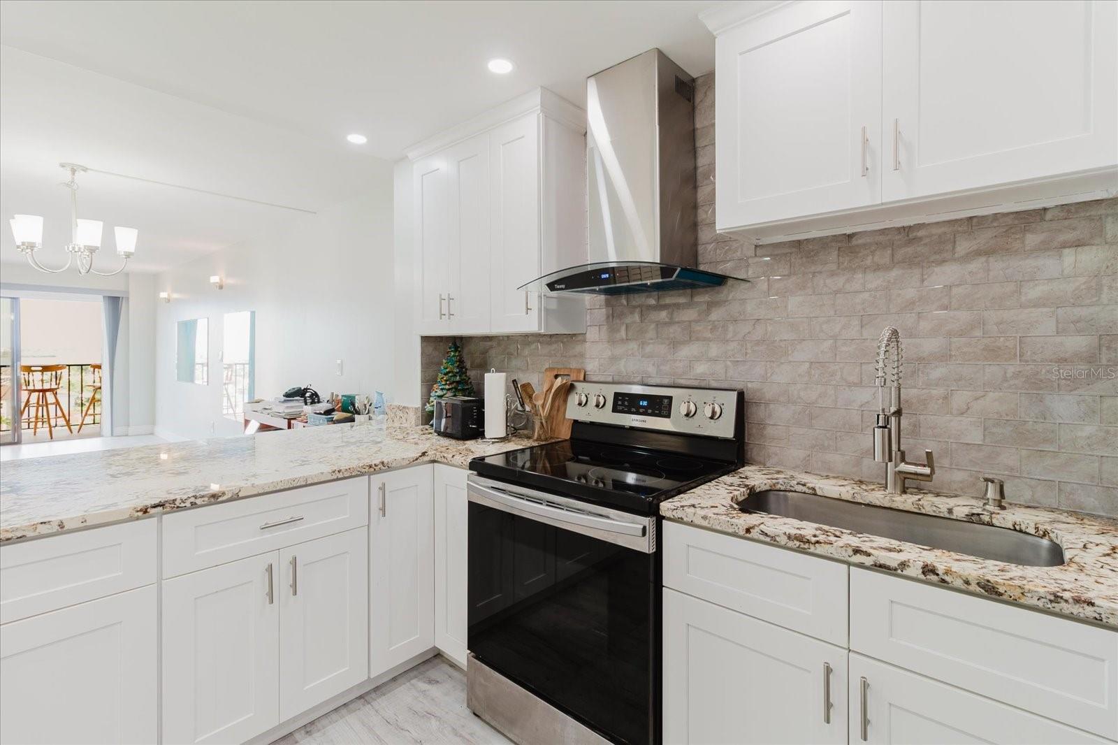 51 ISLAND WAY #801, CLEARWATER BEACH, FL, 33767