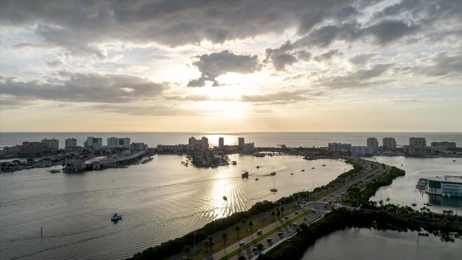 51 ISLAND WAY #801, CLEARWATER BEACH, FL, 33767