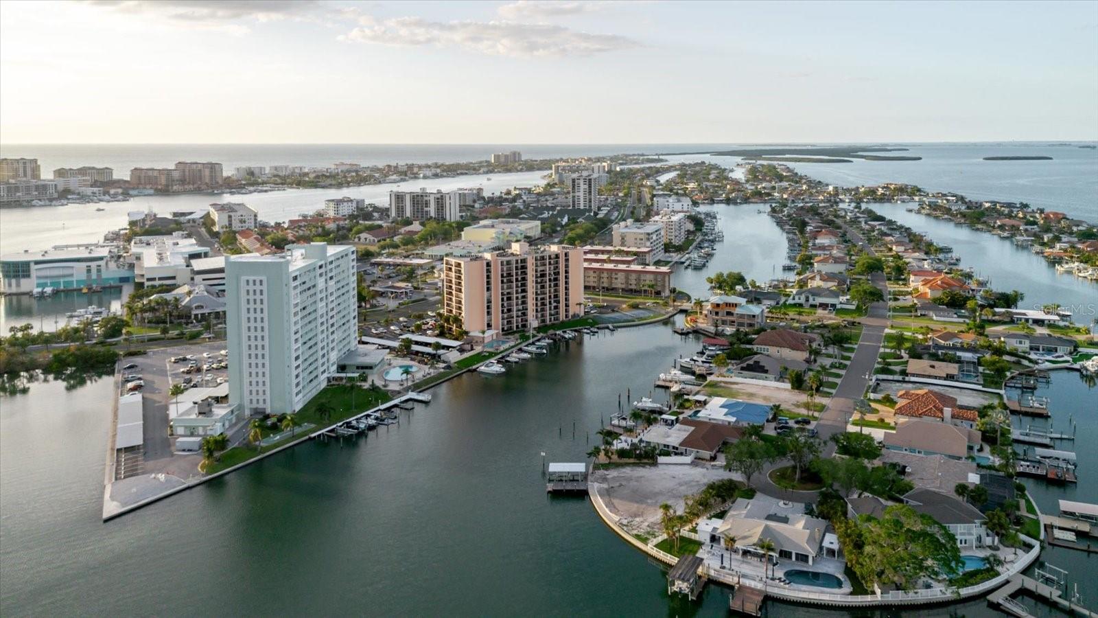 51 ISLAND WAY #801, CLEARWATER BEACH, FL, 33767