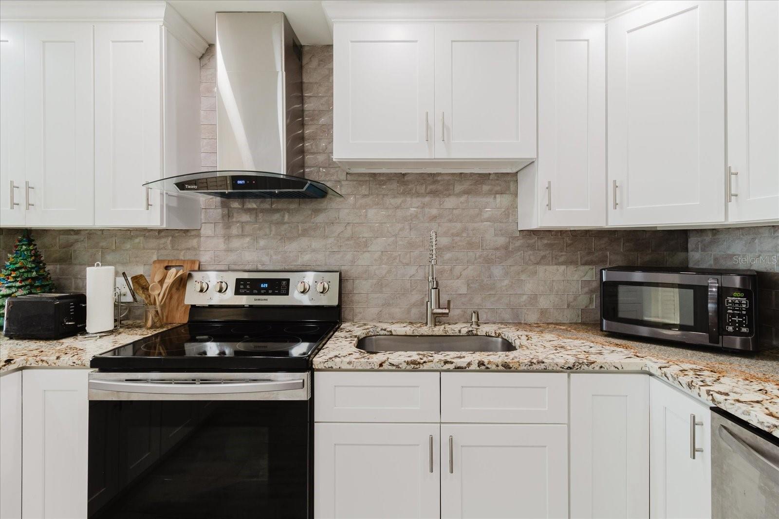 51 ISLAND WAY #801, CLEARWATER BEACH, FL, 33767