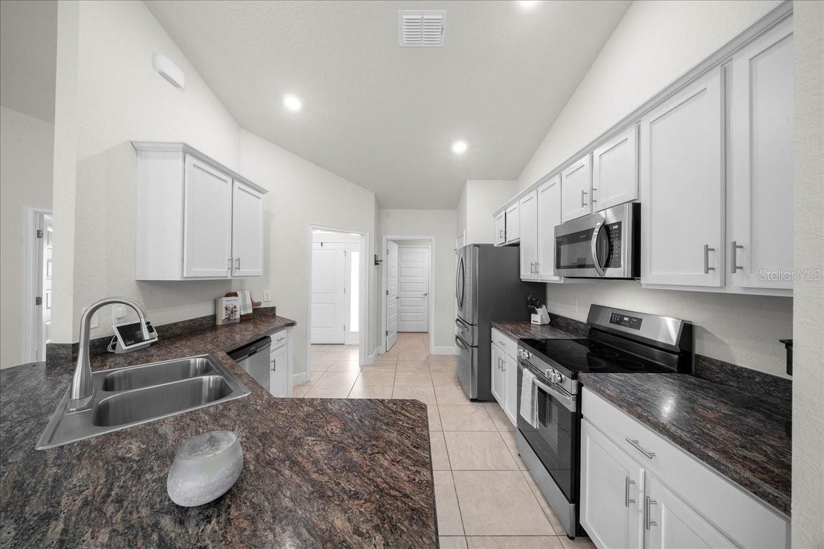 97 DOGWOOD DRIVE LOOP, OCALA, FL, 34472