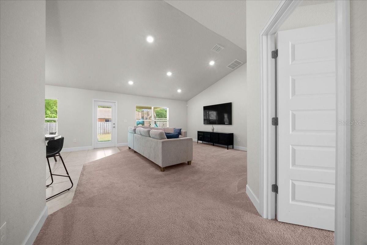 97 DOGWOOD DRIVE LOOP, OCALA, FL, 34472