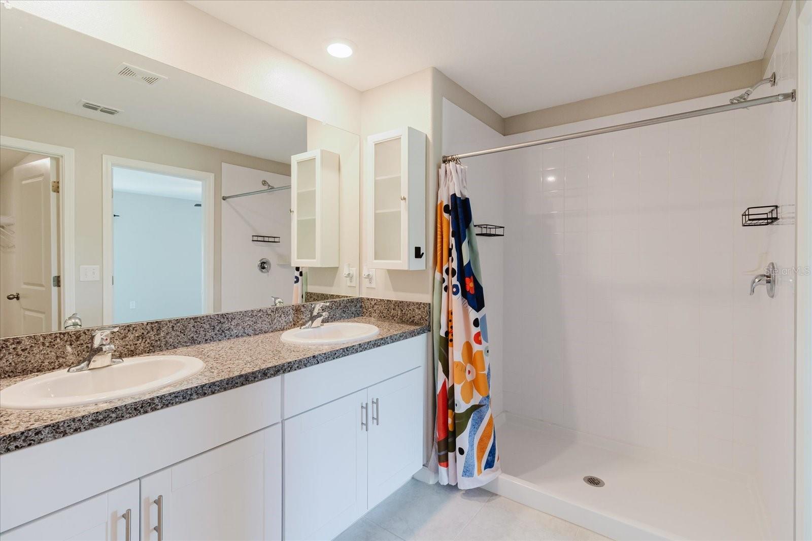 7025 KING CREEK DR, SUN CITY CENTER, FL, 33573