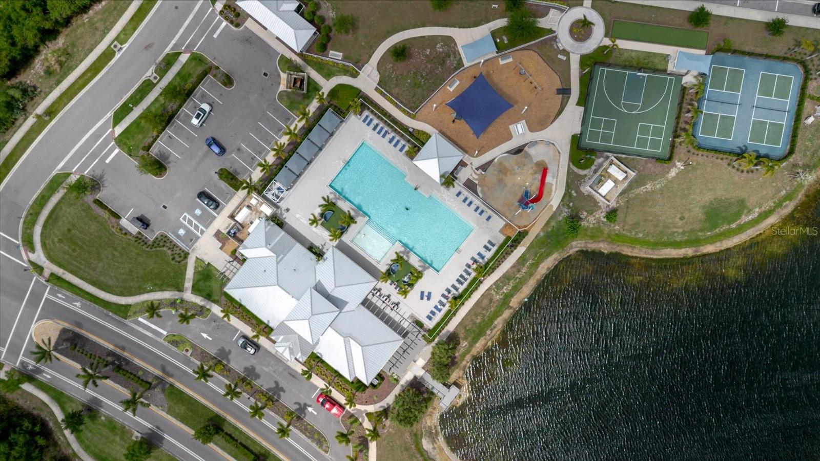 7025 KING CREEK DR, SUN CITY CENTER, FL, 33573