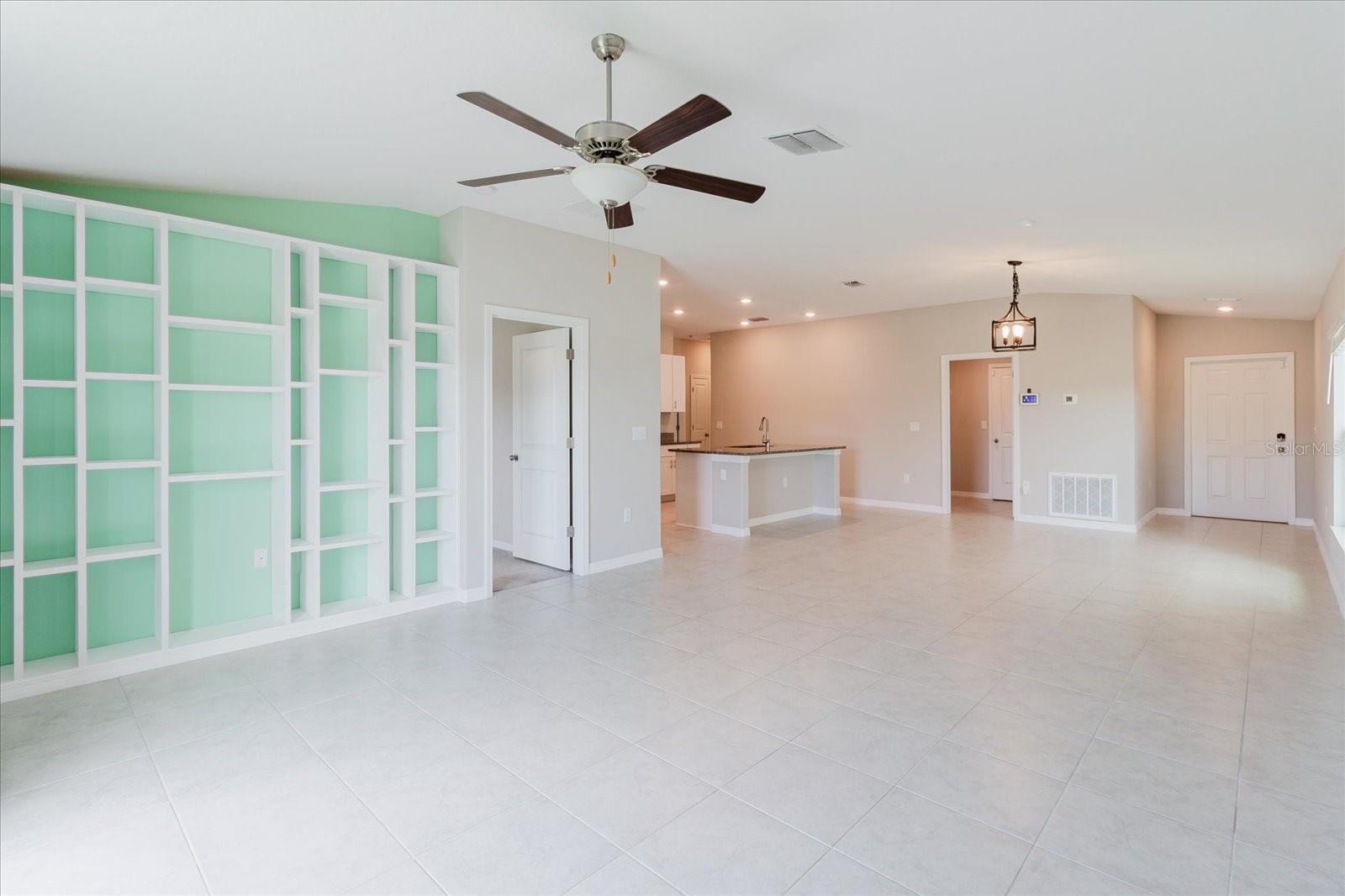 7025 KING CREEK DR, SUN CITY CENTER, FL, 33573