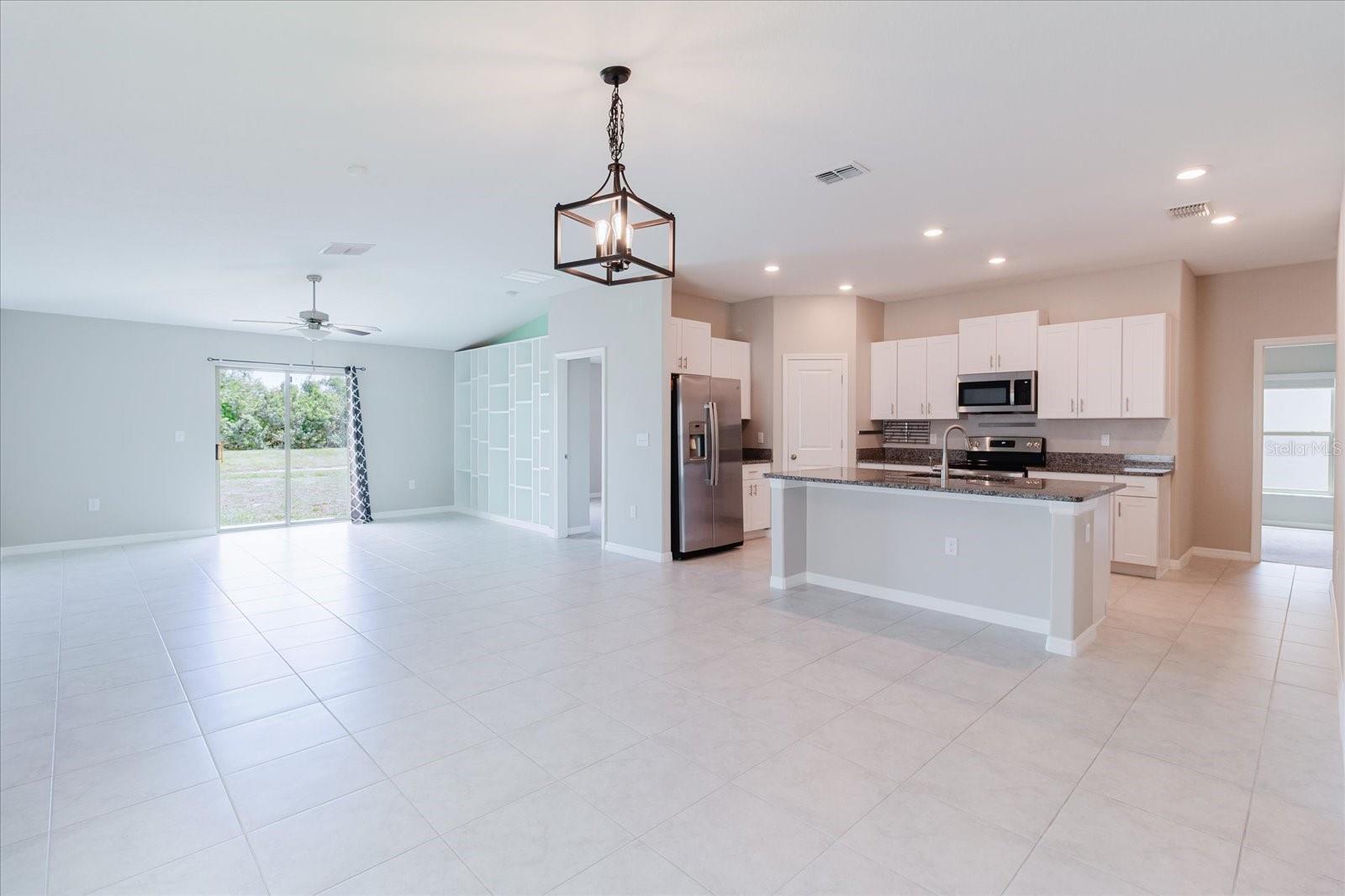 7025 KING CREEK DR, SUN CITY CENTER, FL, 33573