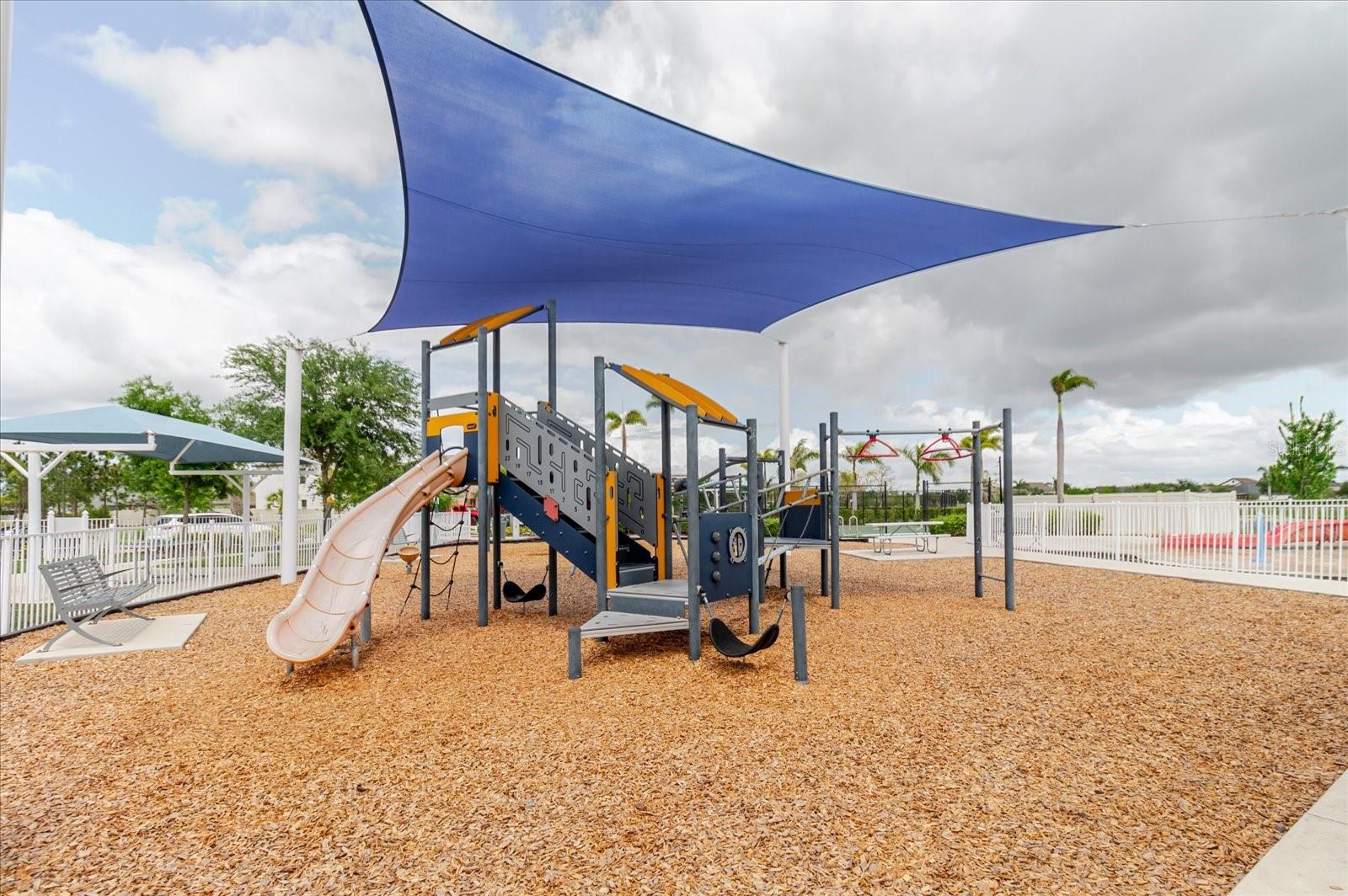 7025 KING CREEK DR, SUN CITY CENTER, FL, 33573