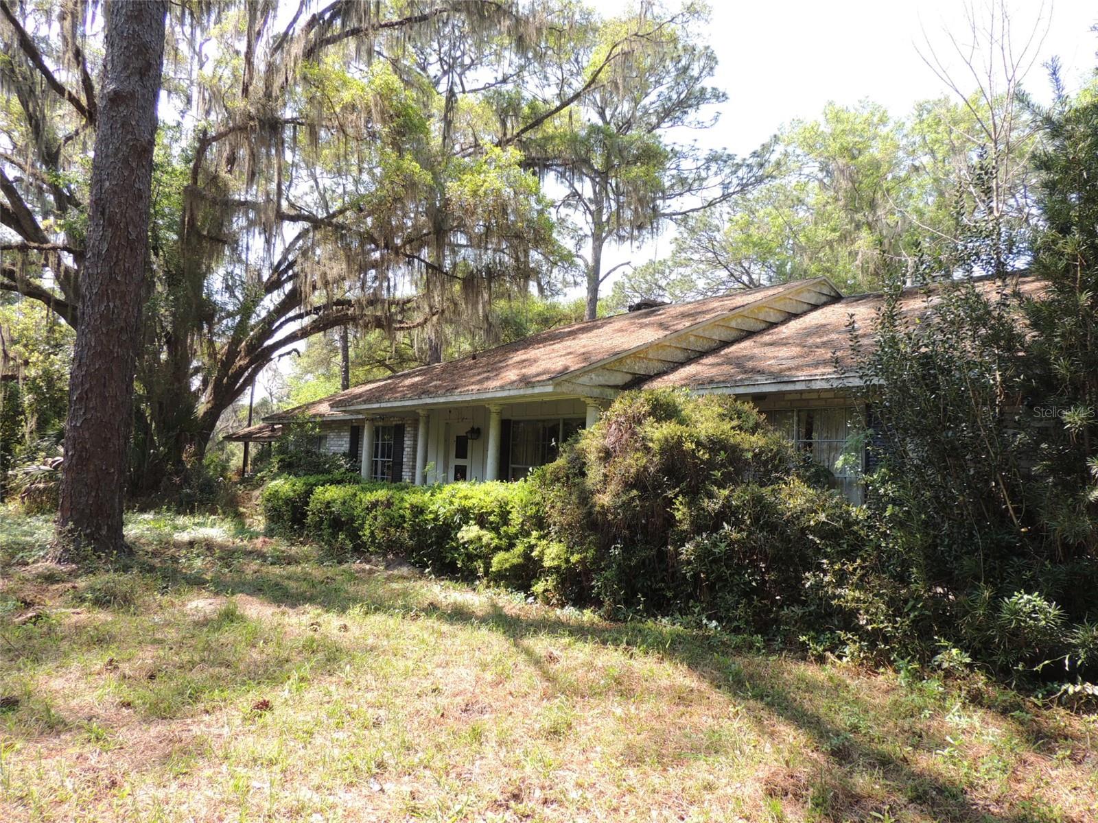 2650 SE HIGHWAY 41, MORRISTON, FL, 32668