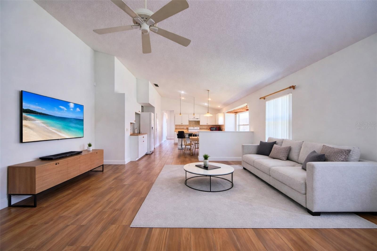 635 ROCHESTER LOOP, DAVENPORT, FL, 33897