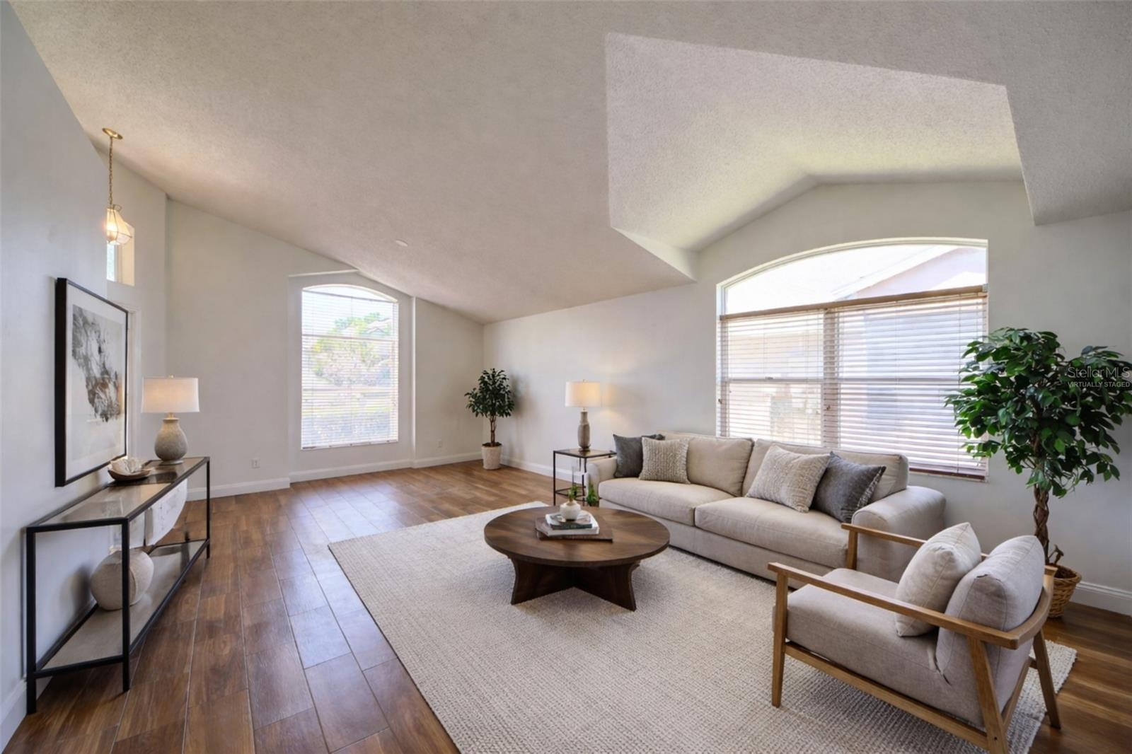 635 ROCHESTER LOOP, DAVENPORT, FL, 33897