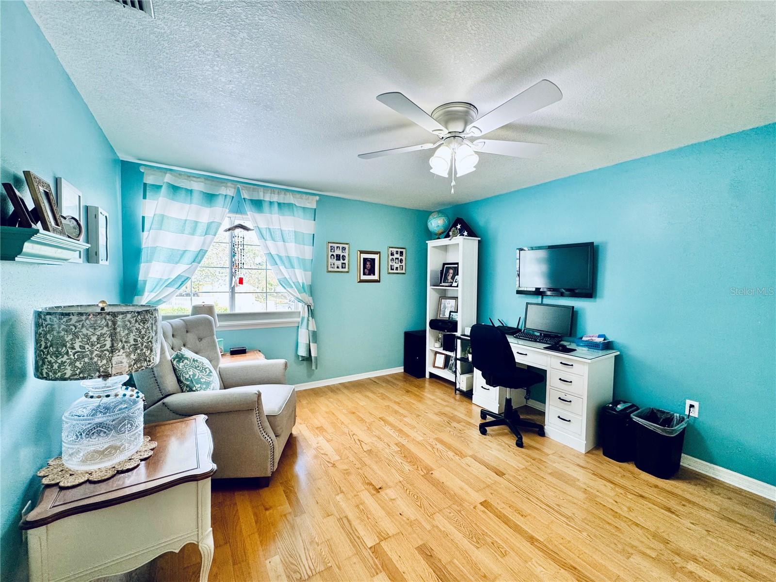 1116 SUNSET POINT RD #202, CLEARWATER, FL, 33755