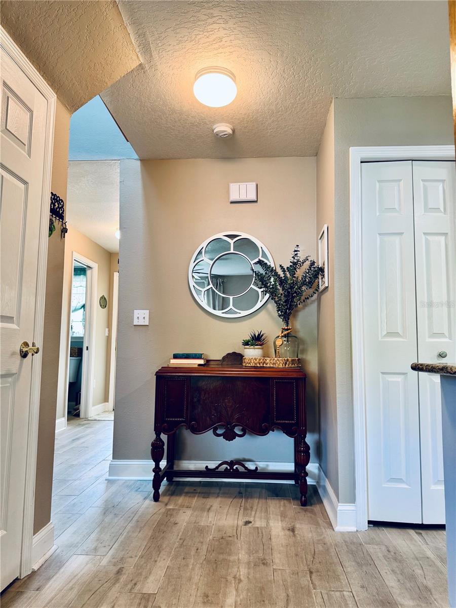 1116 SUNSET POINT RD #202, CLEARWATER, FL, 33755