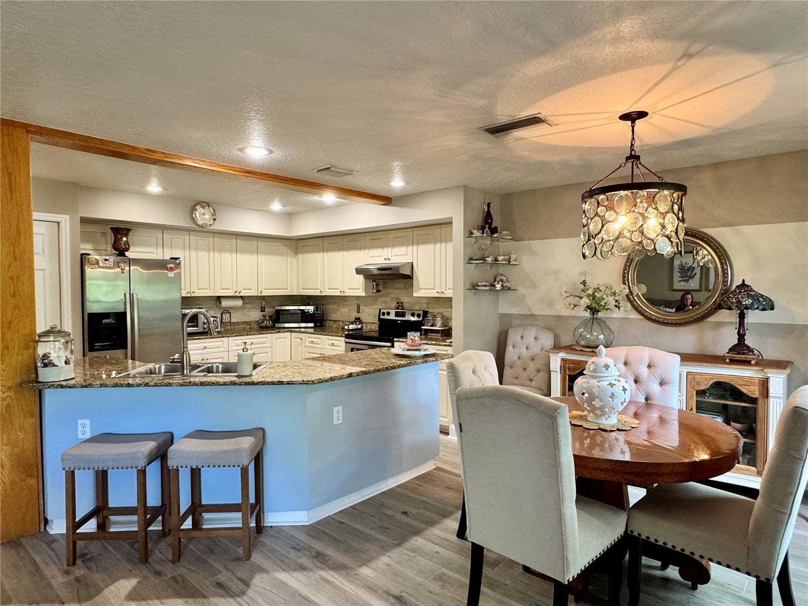 1116 SUNSET POINT RD #202, CLEARWATER, FL, 33755