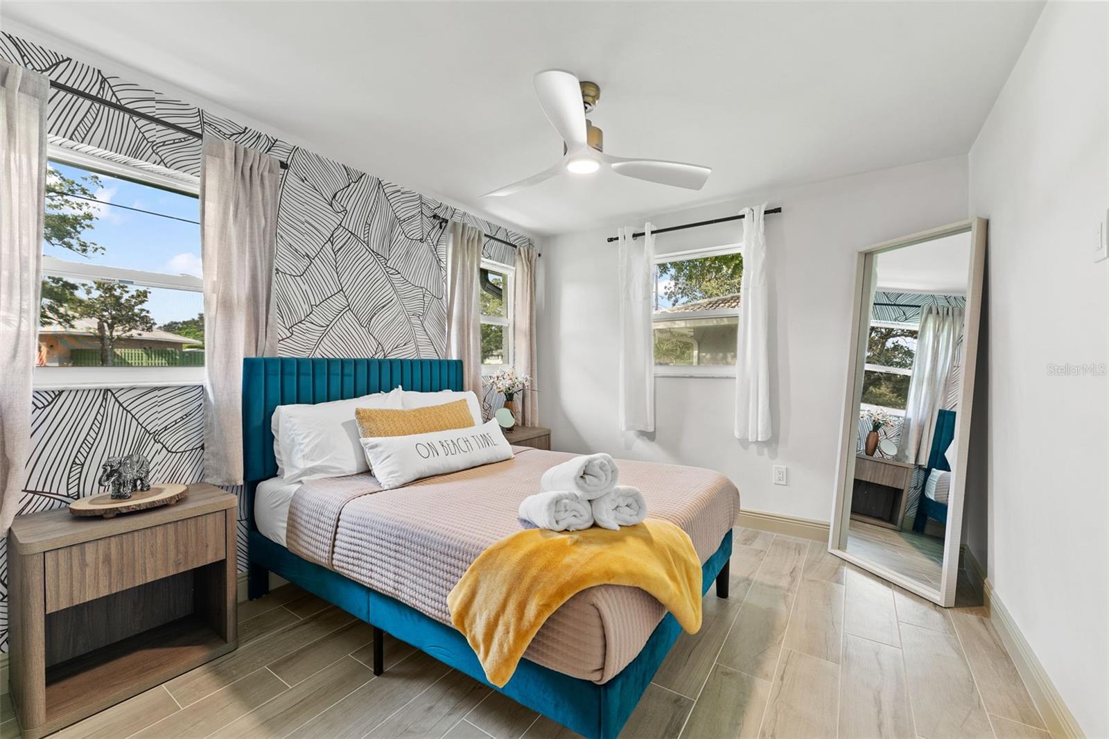 1830 LAKEVIEW RD, CLEARWATER, FL, 33764