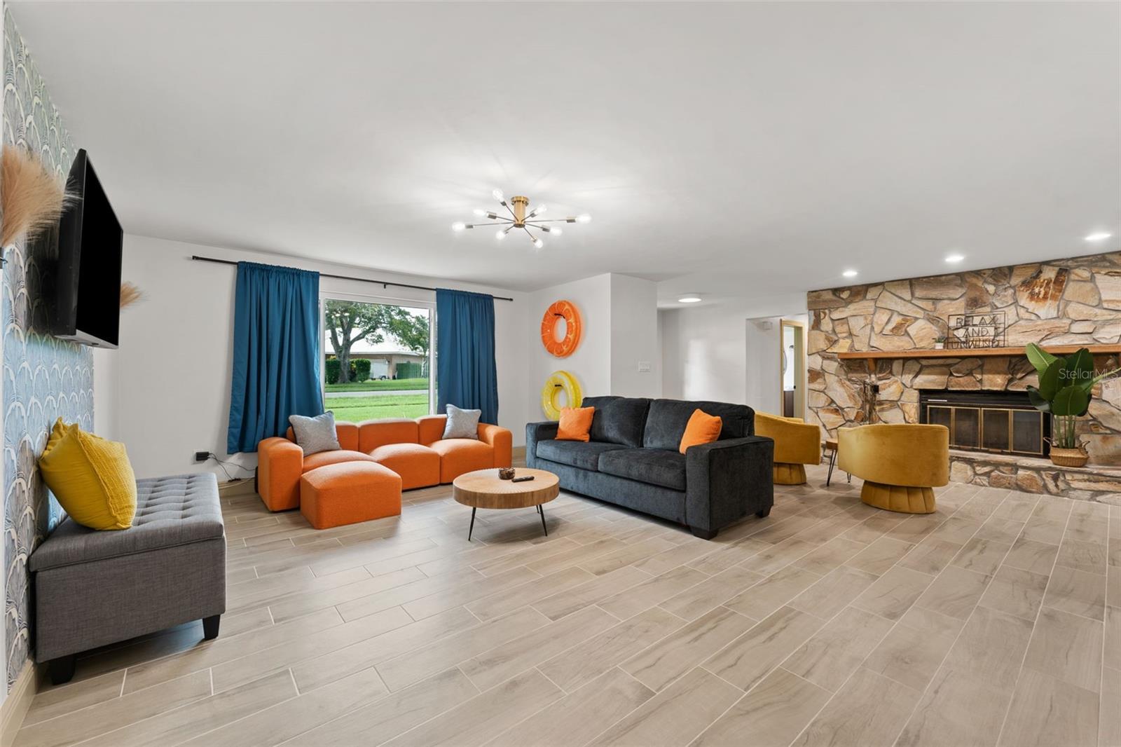 1830 LAKEVIEW RD, CLEARWATER, FL, 33764