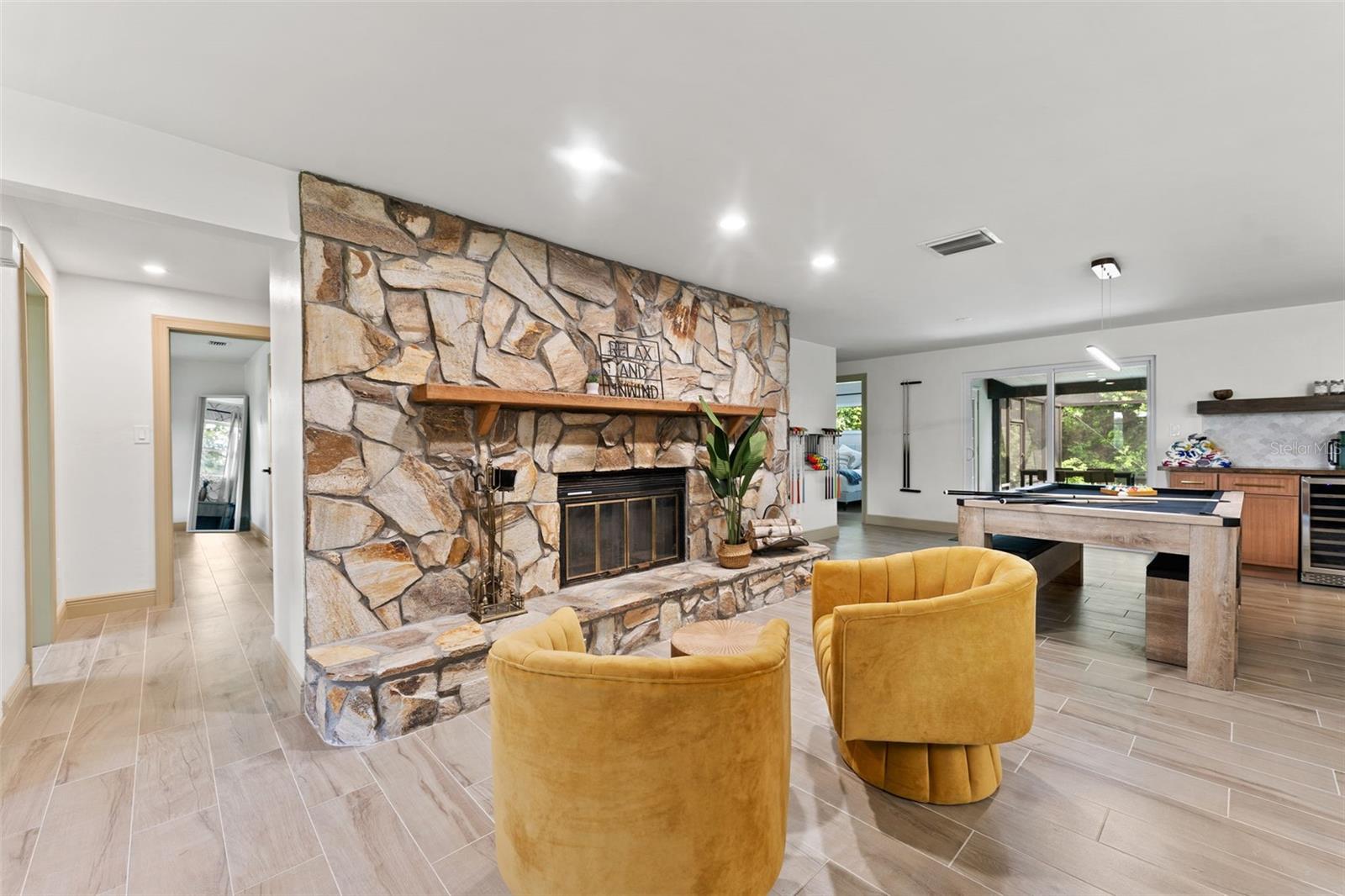 1830 LAKEVIEW RD, CLEARWATER, FL, 33764