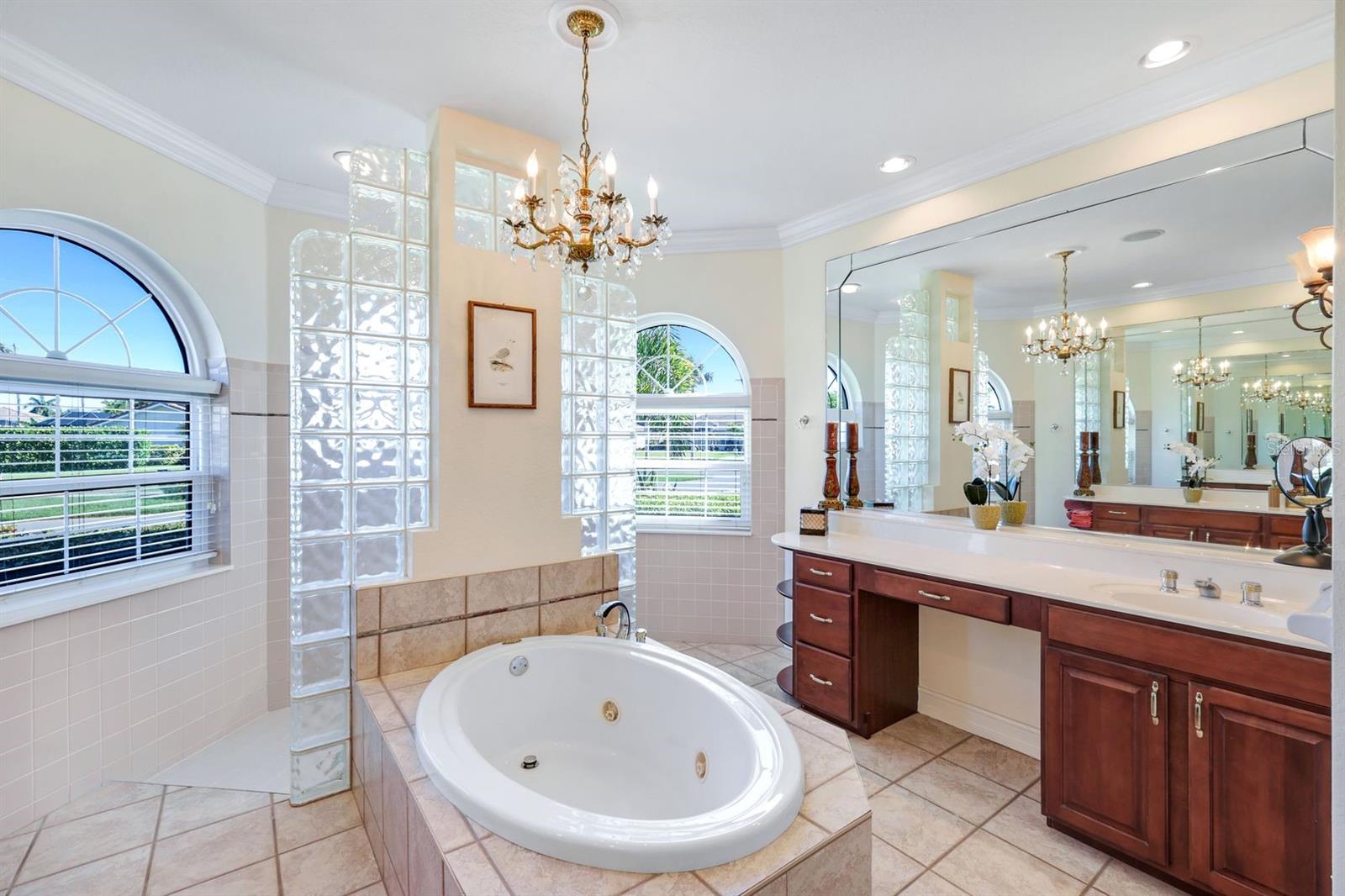 2022 EL DORADO PKWY W, CAPE CORAL, FL, 33914