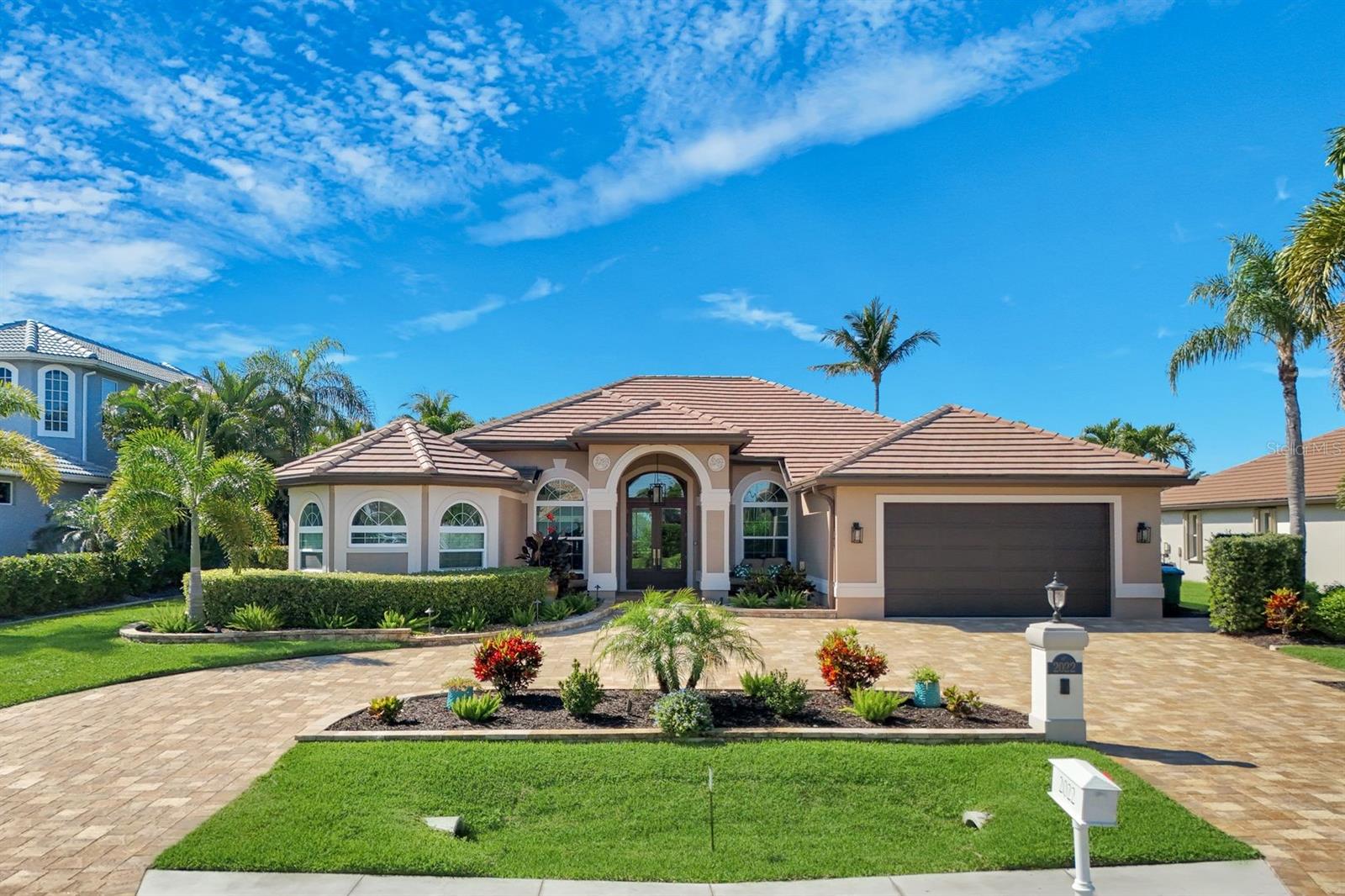 2022 EL DORADO PKWY W, CAPE CORAL, FL, 33914