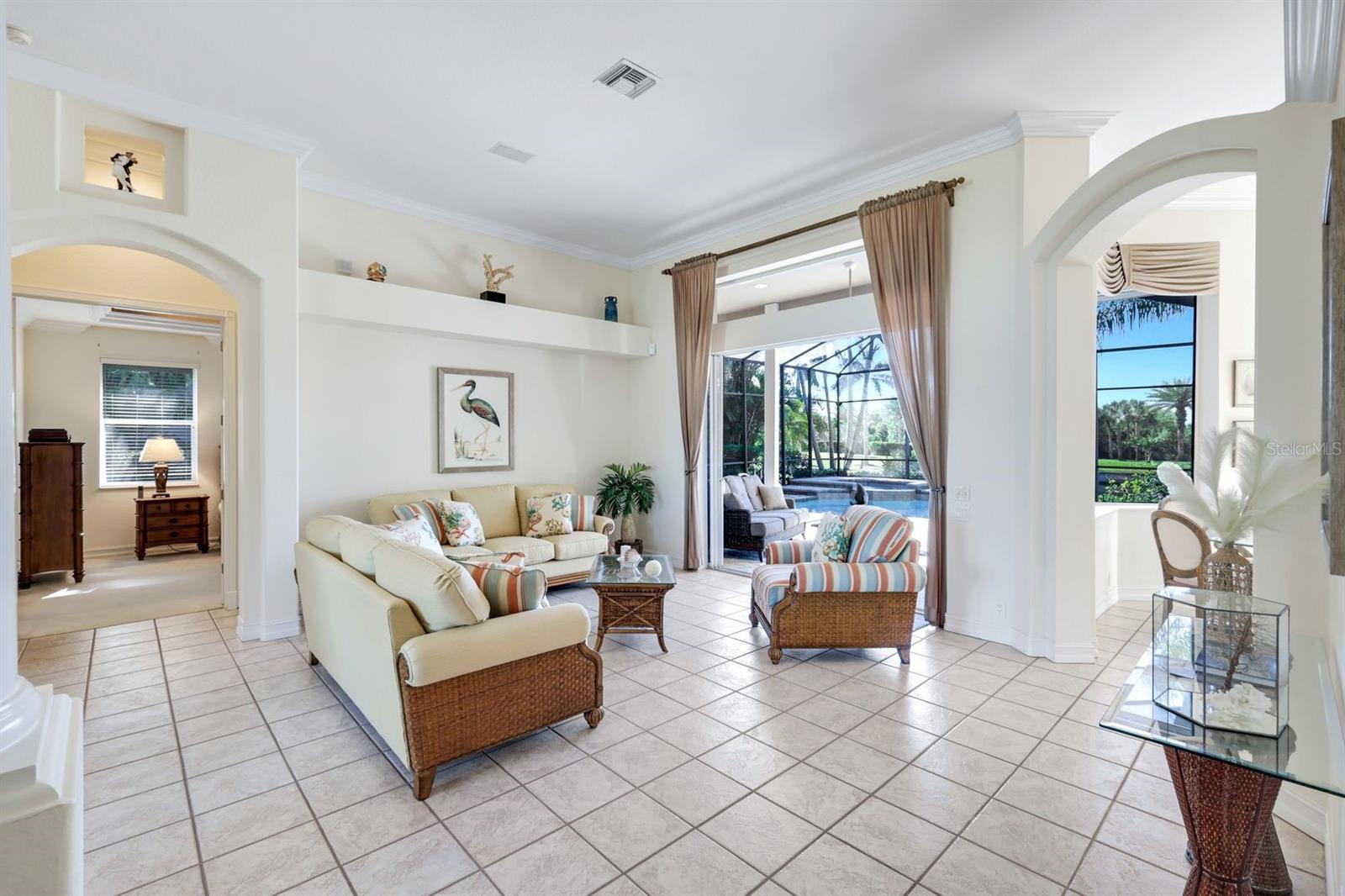 2022 EL DORADO PKWY W, CAPE CORAL, FL, 33914