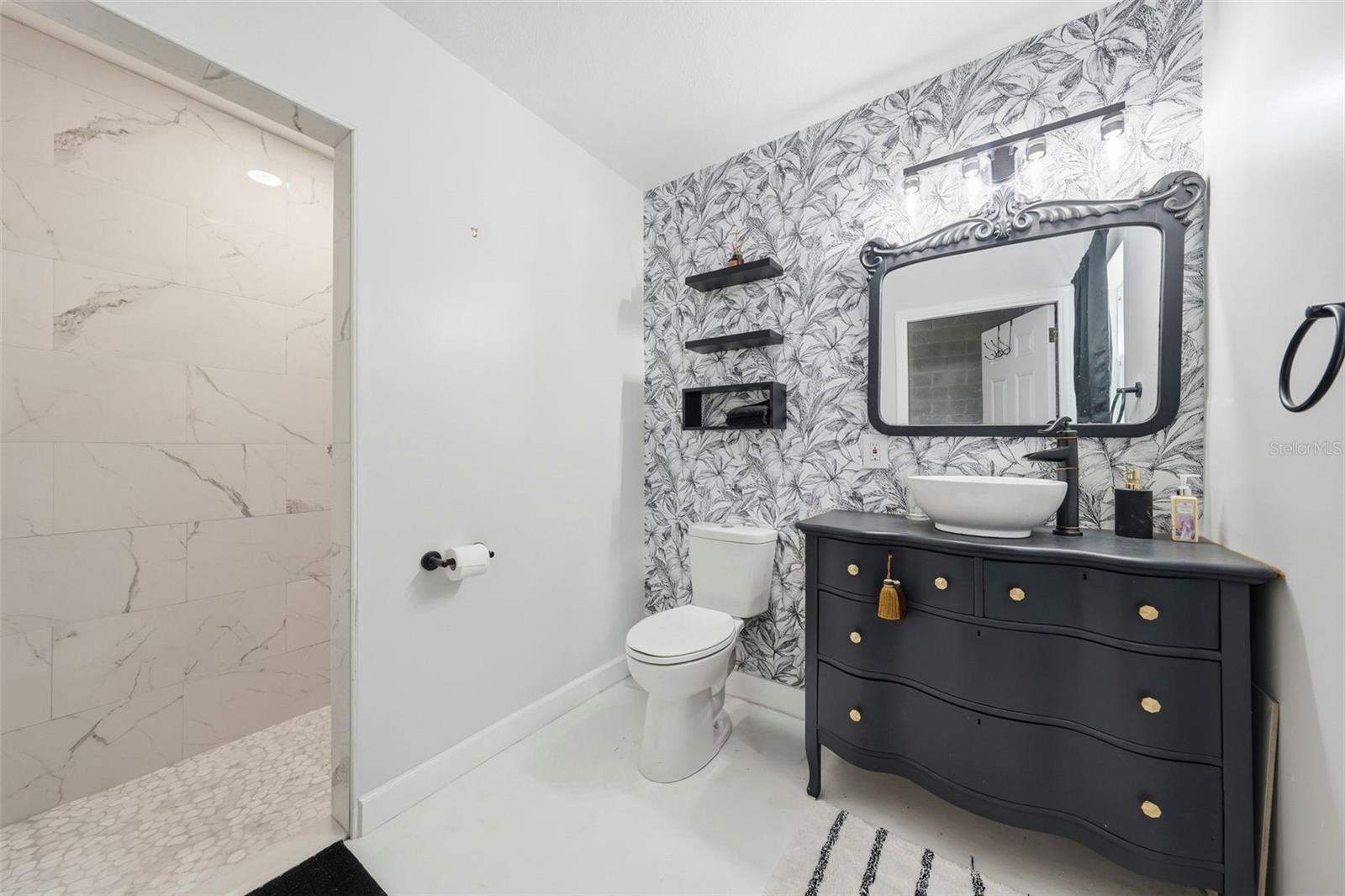 923 PARK DR, TAVARES, FL, 32778