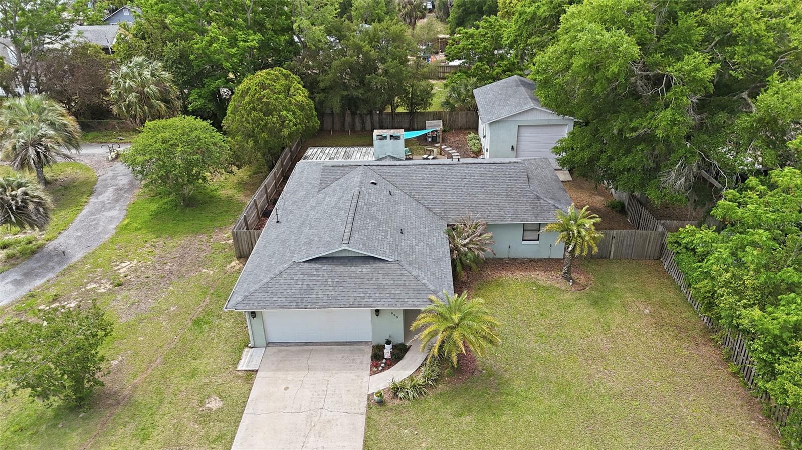 923 PARK DR, TAVARES, FL, 32778