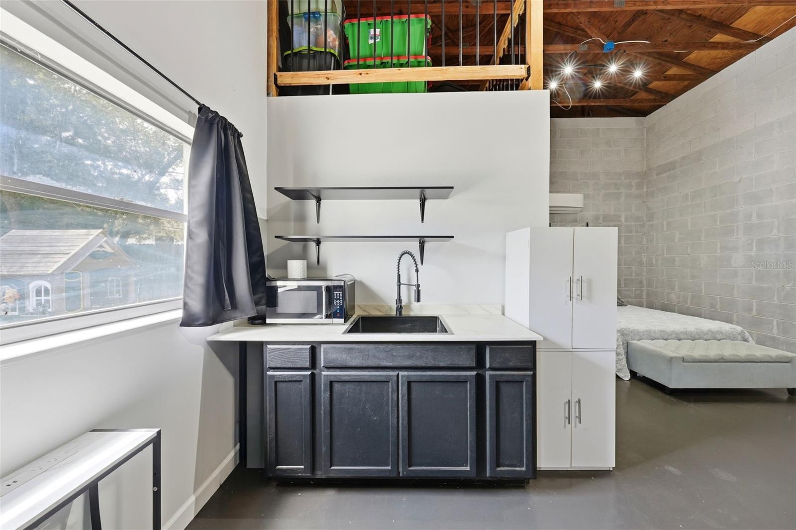 923 PARK DR, TAVARES, FL, 32778