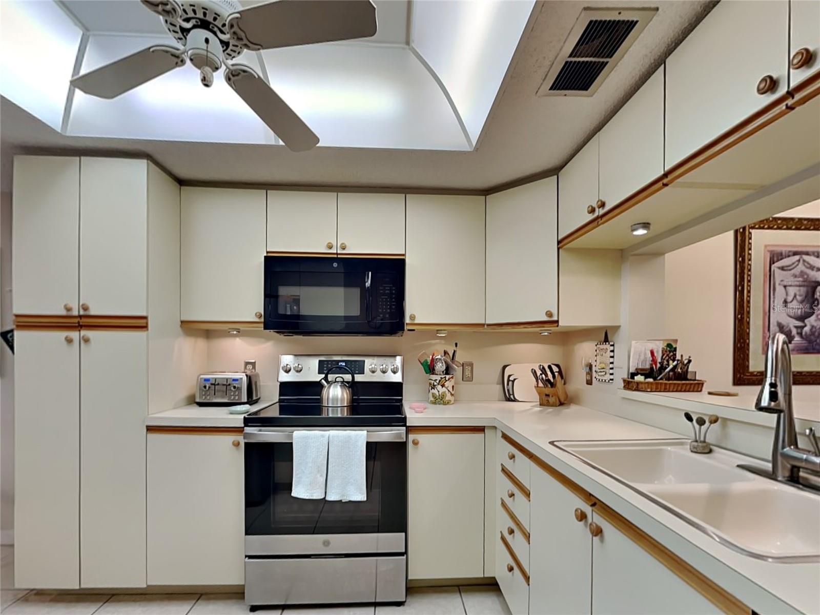 6501 STONE RIVER RD #110, BRADENTON, FL, 34203