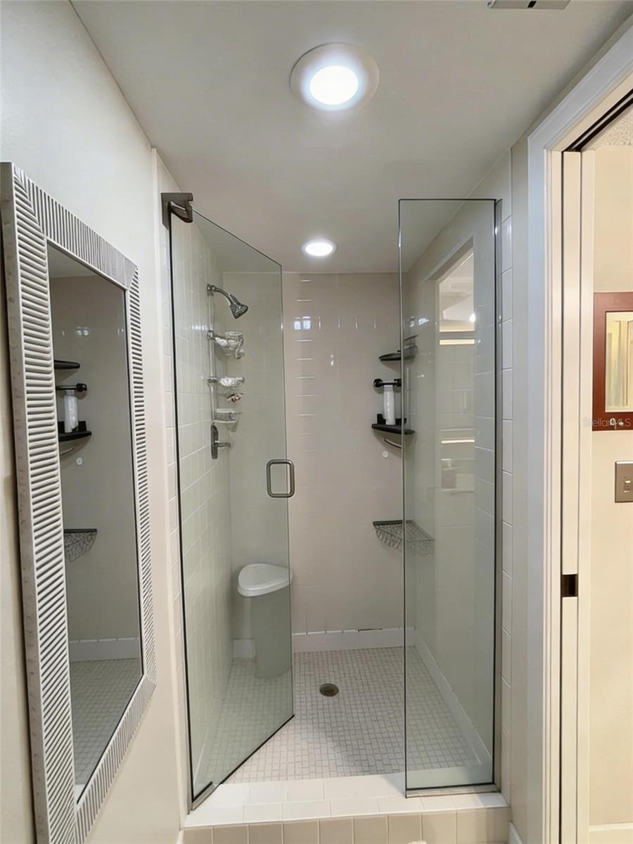 6501 STONE RIVER RD #110, BRADENTON, FL, 34203