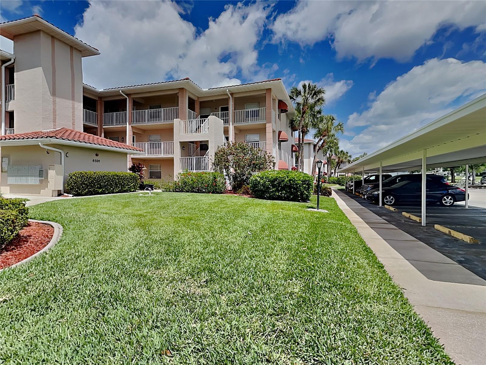 6501 STONE RIVER RD #110, BRADENTON, FL, 34203