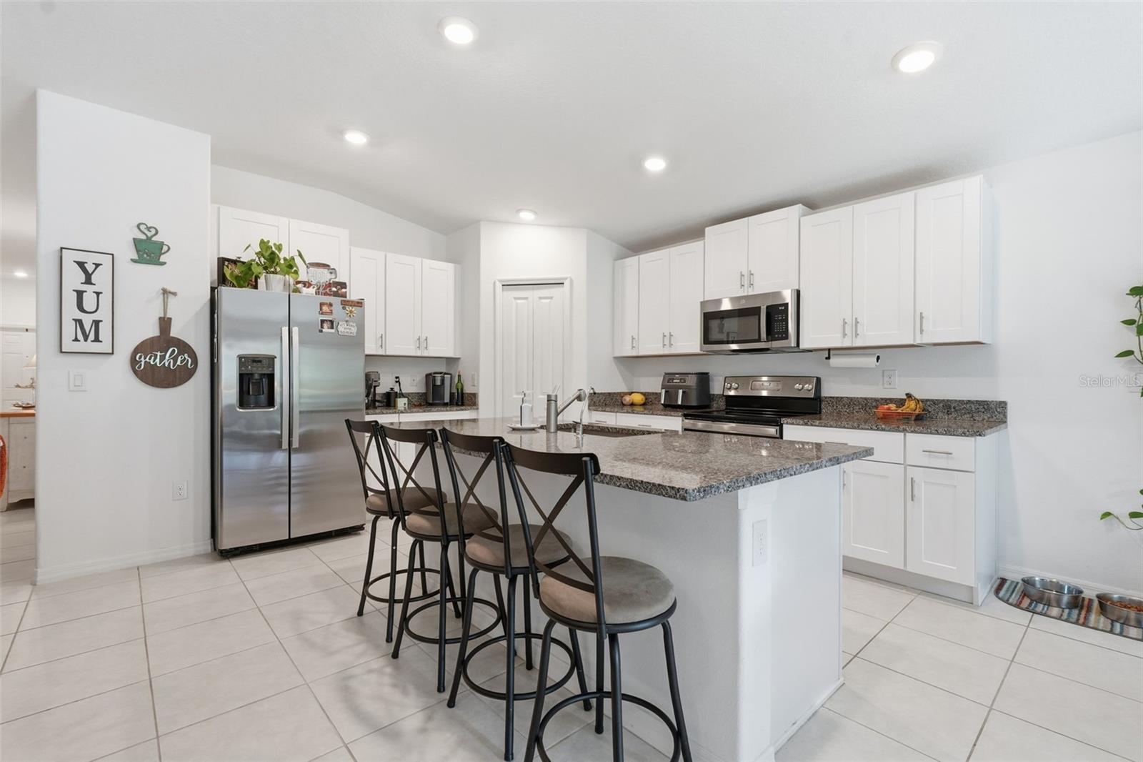 1681 RED LOOP, LAKELAND, FL, 33801