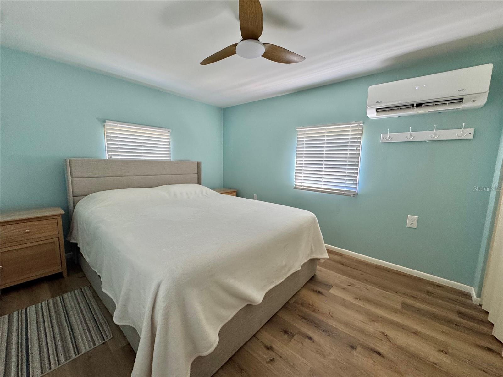 8 6TH ST, BRADENTON, FL, 34210