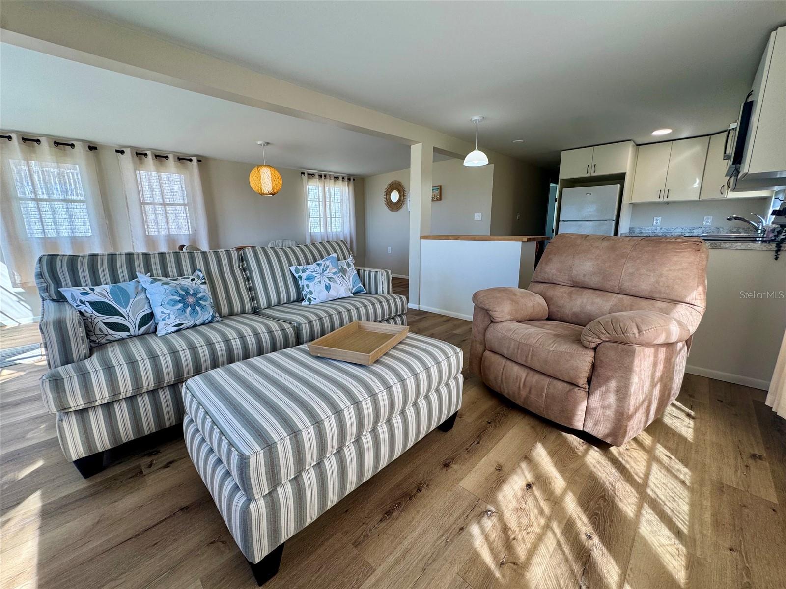 8 6TH ST, BRADENTON, FL, 34210