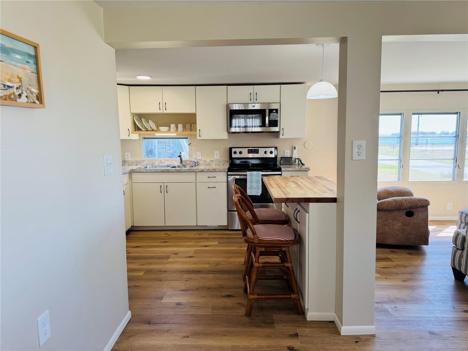 8 6TH ST, BRADENTON, FL, 34210