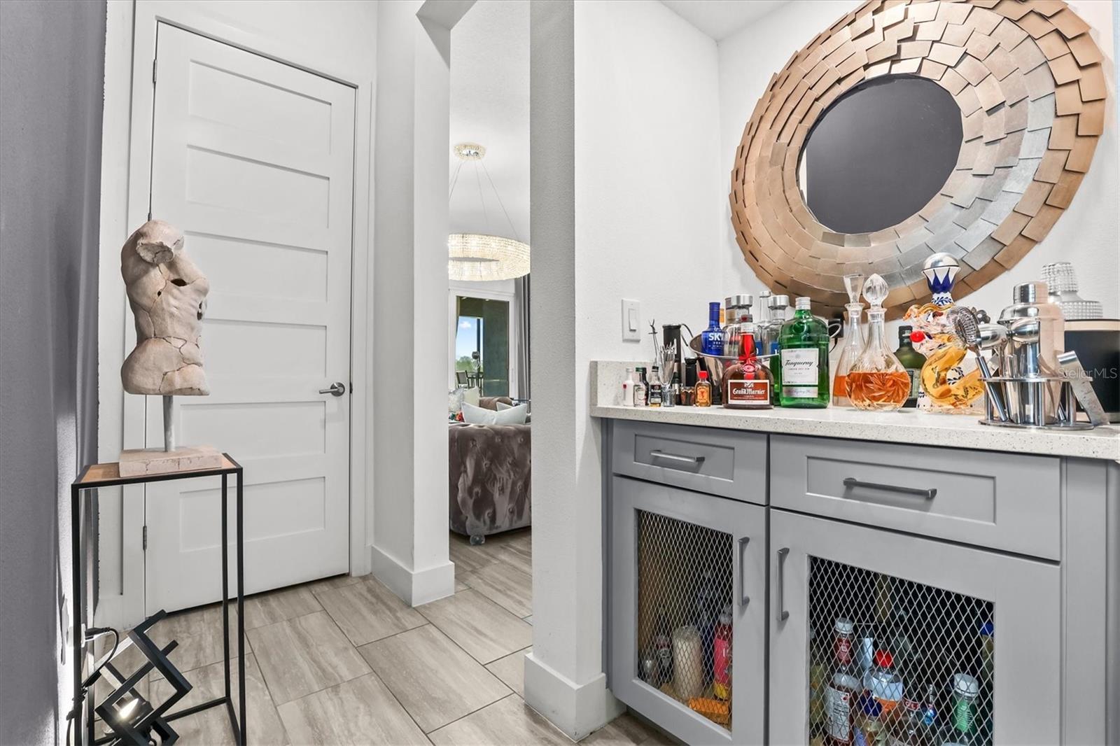 916 SEAGRAPE DR, RUSKIN, FL, 33570