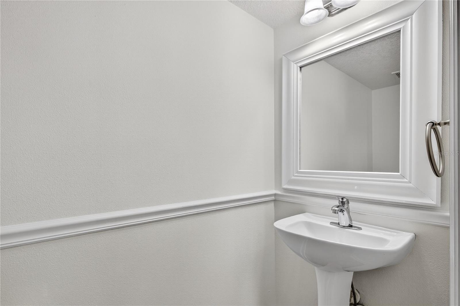 2209 JENNAH CIR, EUSTIS, FL, 32726