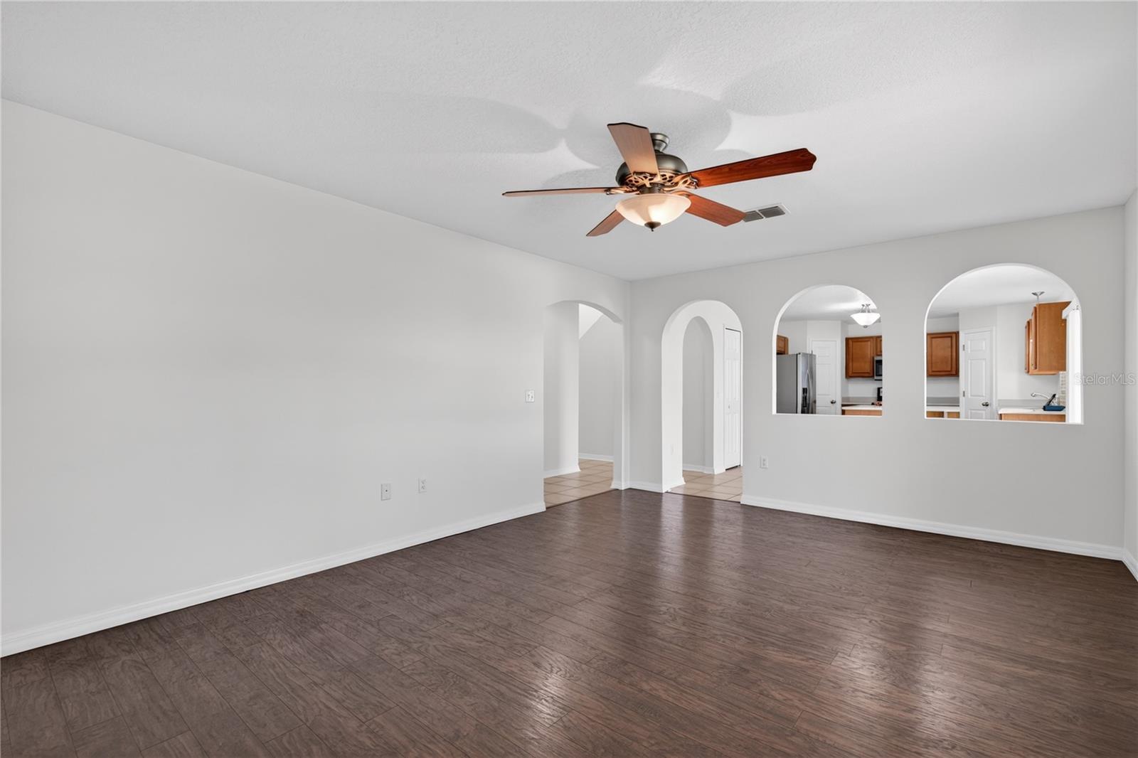 2209 JENNAH CIR, EUSTIS, FL, 32726