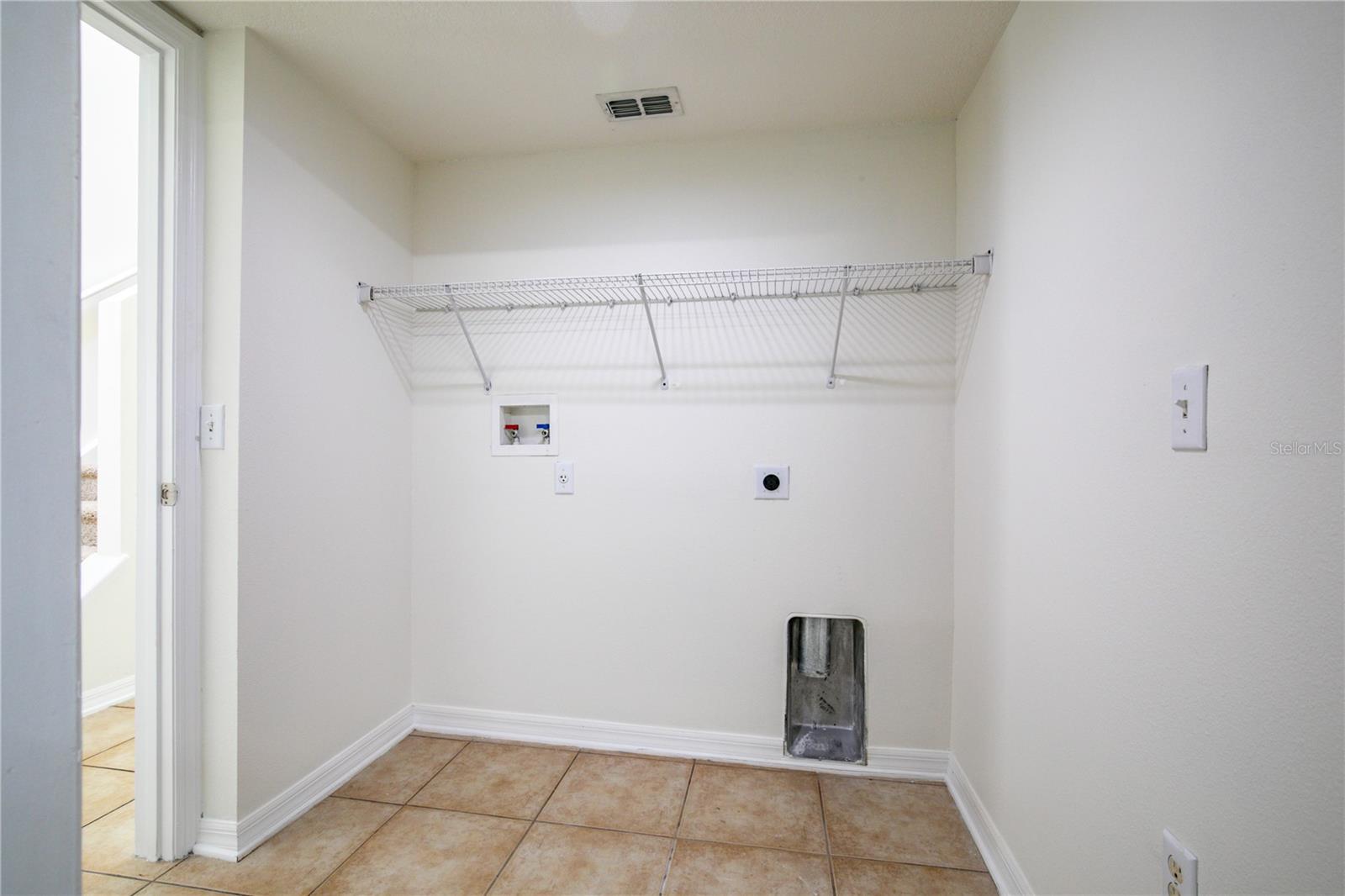 2209 JENNAH CIR, EUSTIS, FL, 32726