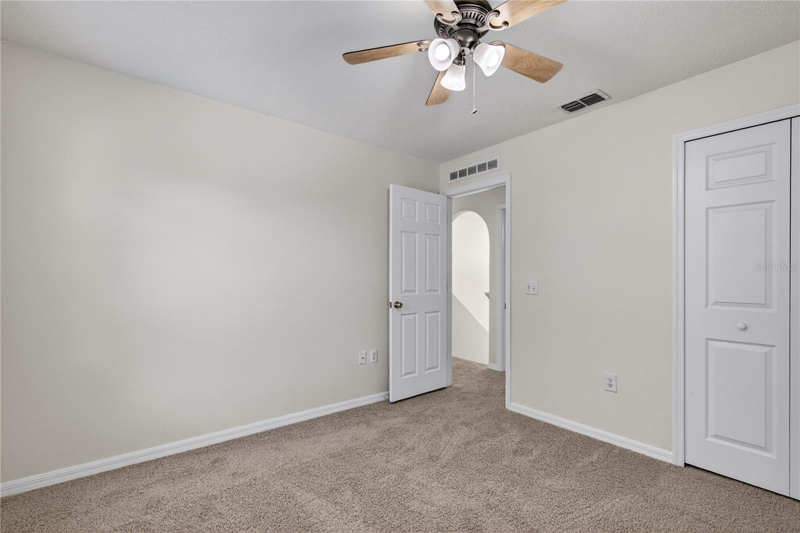 2209 JENNAH CIR, EUSTIS, FL, 32726