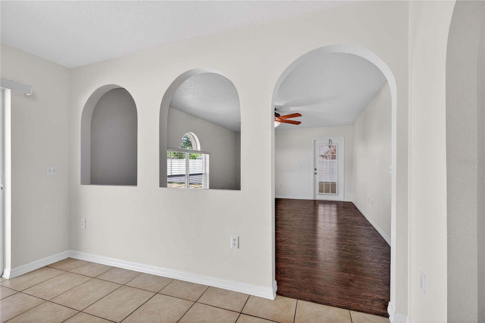 2209 JENNAH CIR, EUSTIS, FL, 32726