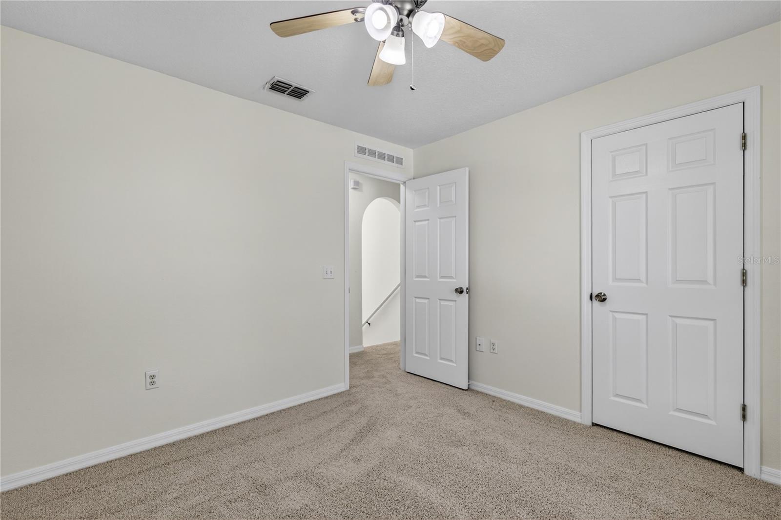 2209 JENNAH CIR, EUSTIS, FL, 32726