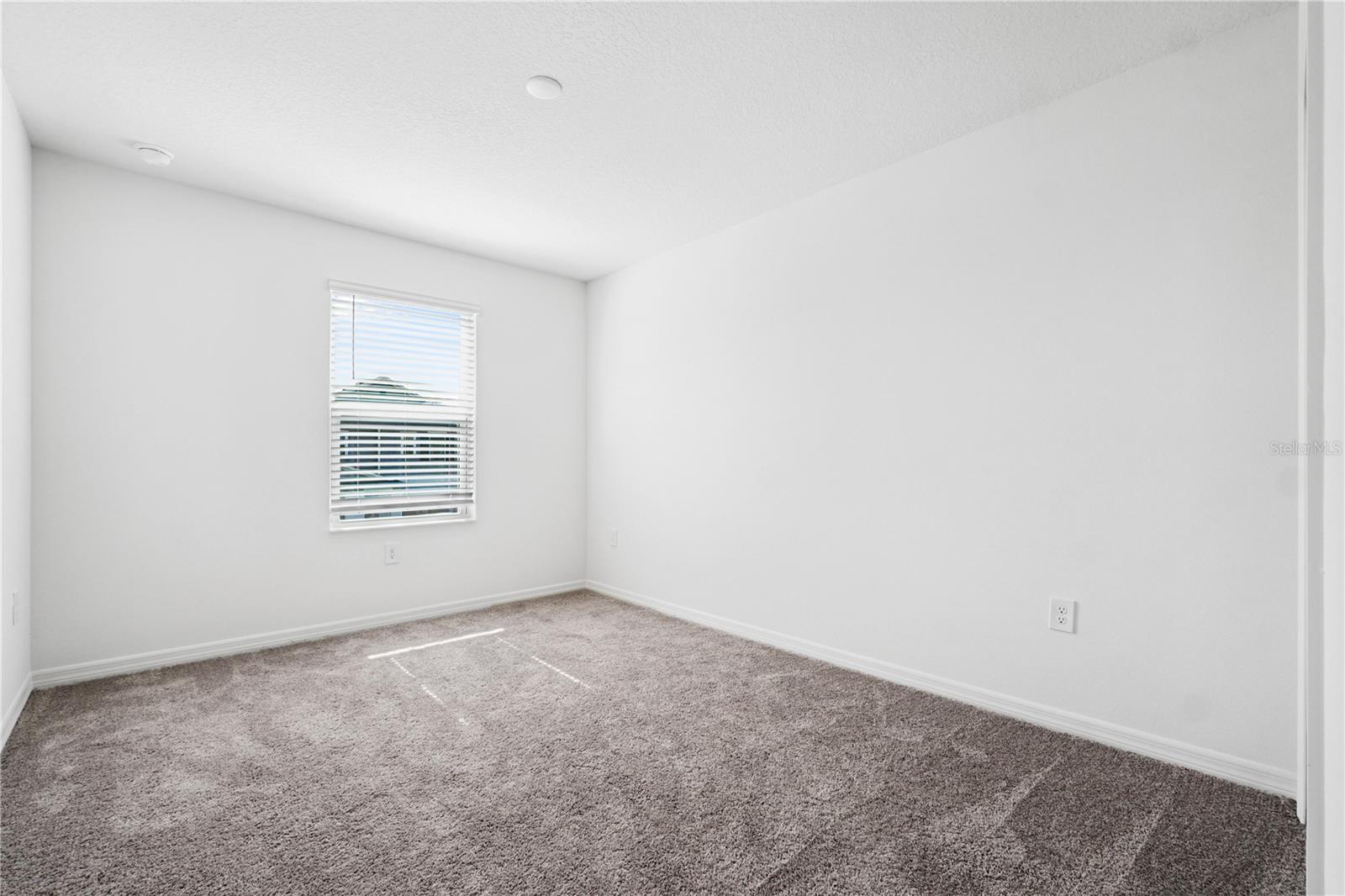 736 OVERPOOL AVE, DAVENPORT, FL, 33896