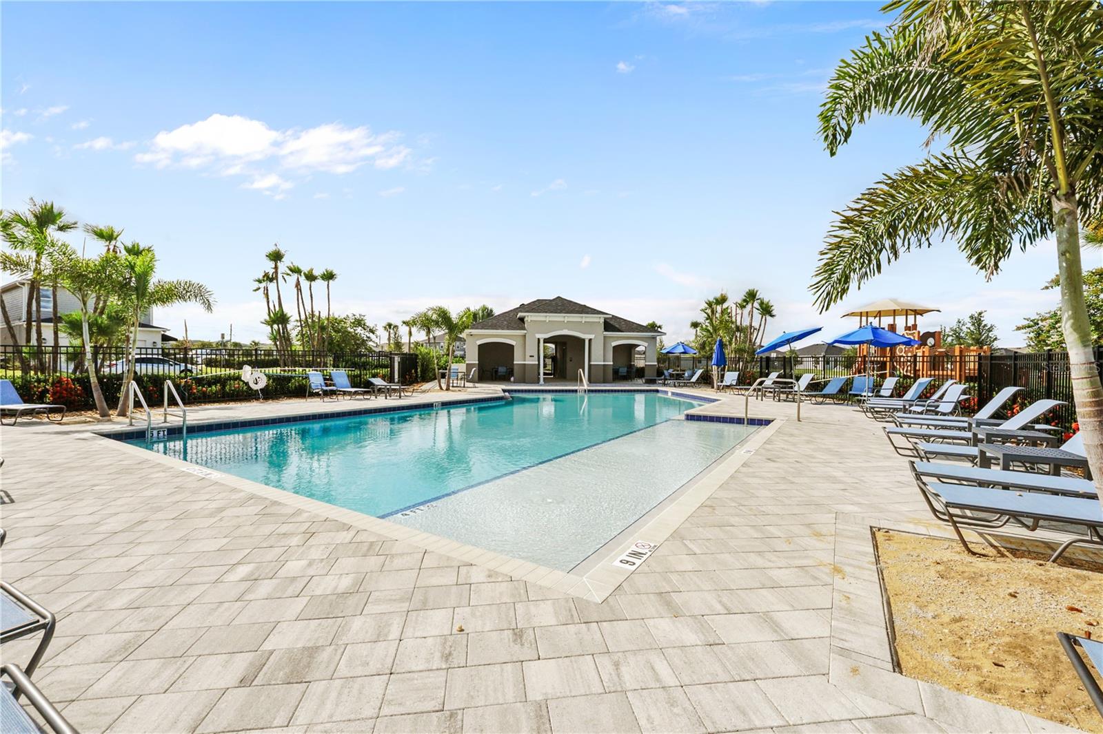 736 OVERPOOL AVE, DAVENPORT, FL, 33896