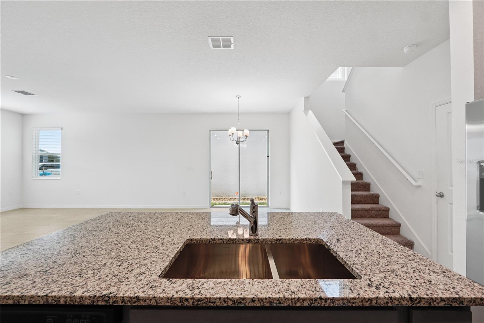 736 OVERPOOL AVE, DAVENPORT, FL, 33896