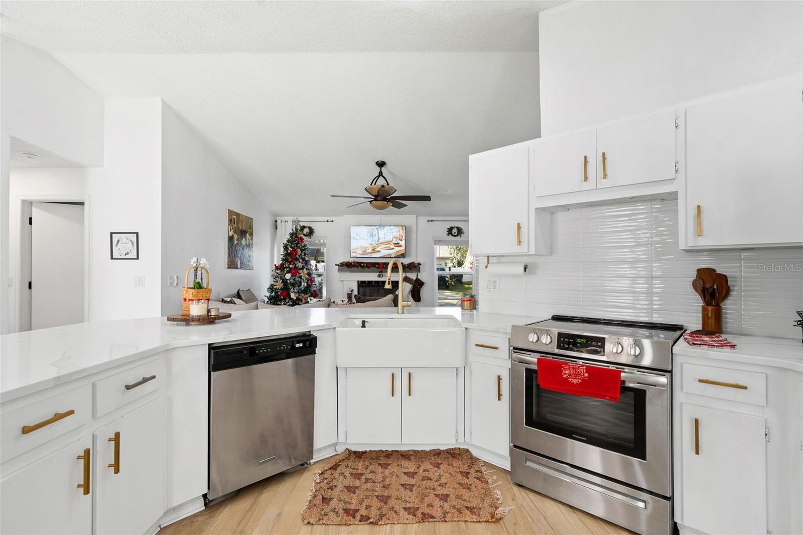 15101 REDVALE DR, TAMPA, FL, 33625