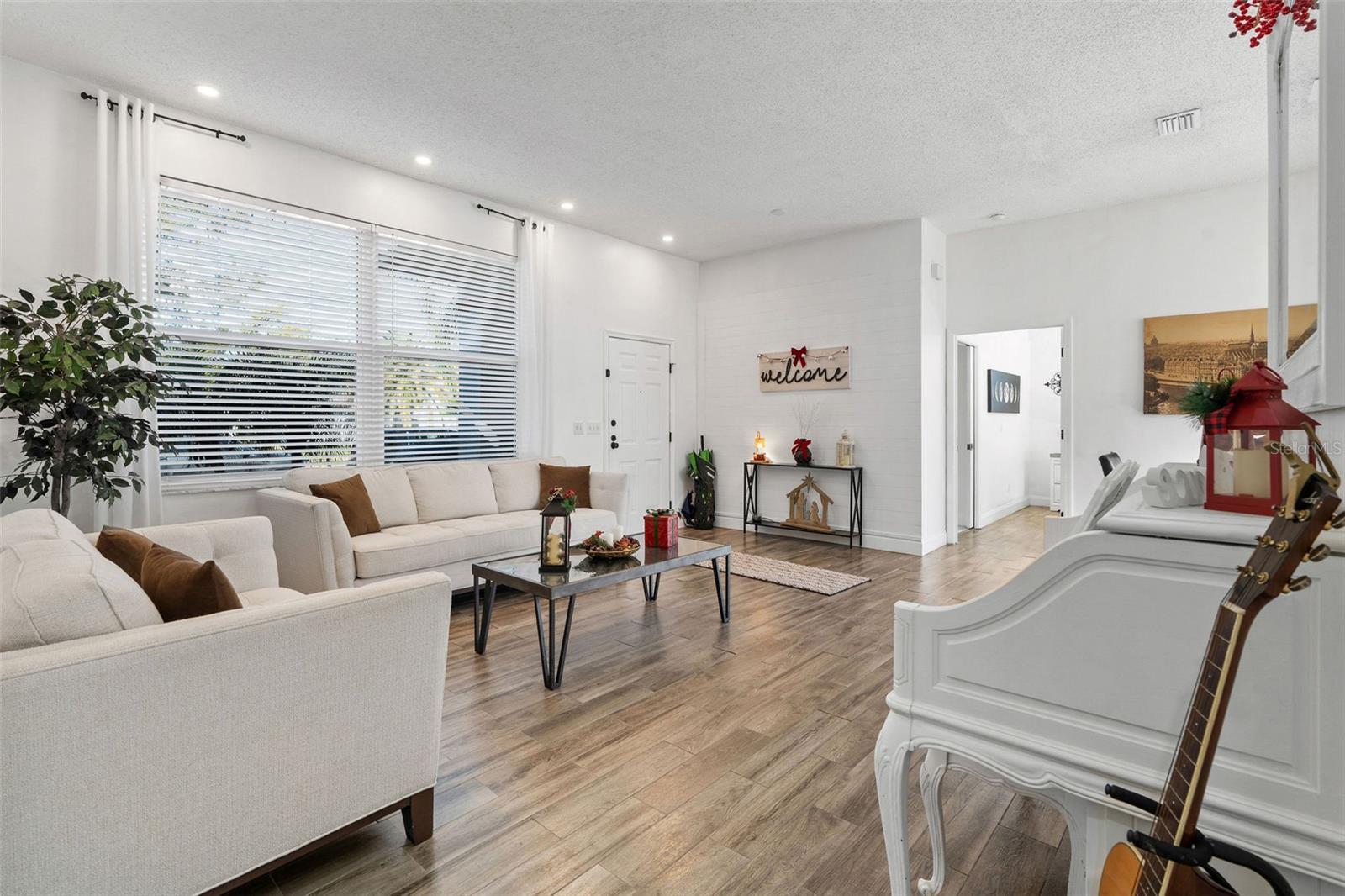 15101 REDVALE DR, TAMPA, FL, 33625