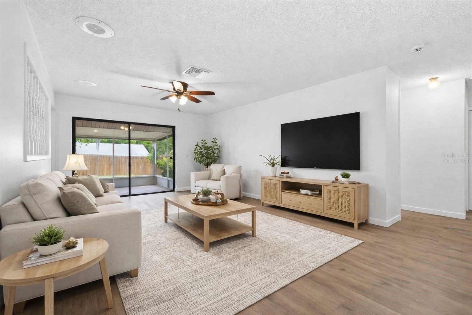 8522 CALADESI ISLAND DR, TEMPLE TERRACE, FL, 33637